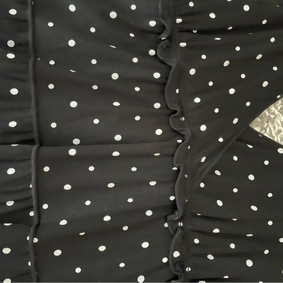 No name layered polka dot dress. Sleeveless and fully lined. - Picture 2 of 2